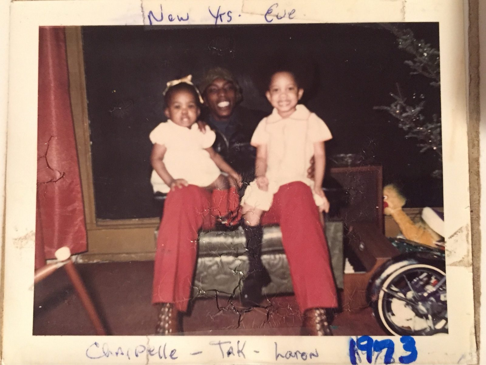 1973, kids on the stoop